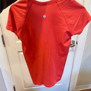 lululemon coral swiftly tech